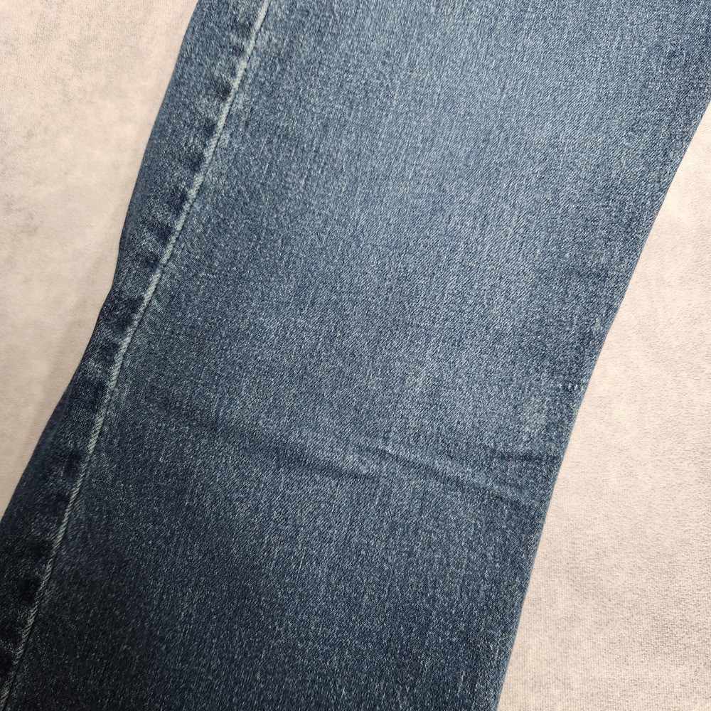 Levis 505 Mens Regular Fit Jeans size 36x32 Straight Fit Zipper Fly Denim - Picture 10 of 16